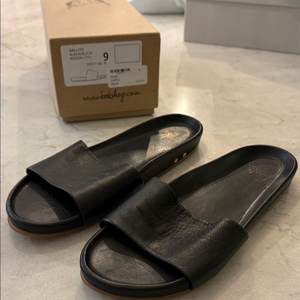 beek Black Leather Sandals